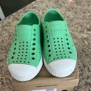 Childrens Native Shoes Jefferson’s C8 in Candy Green